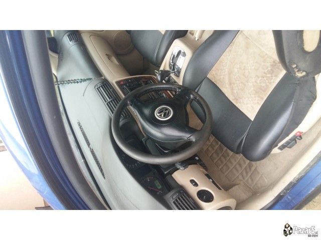 Se Prodava Passat 4... 2000 G.. 2.5 Full Oprema. R