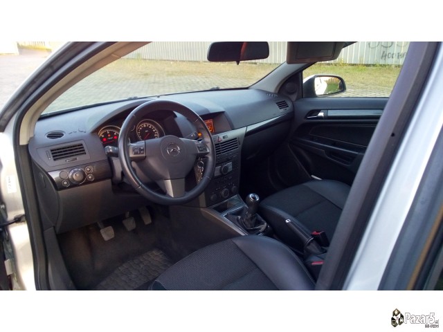 Opel Astra Gran Torismo Compact - Diesel