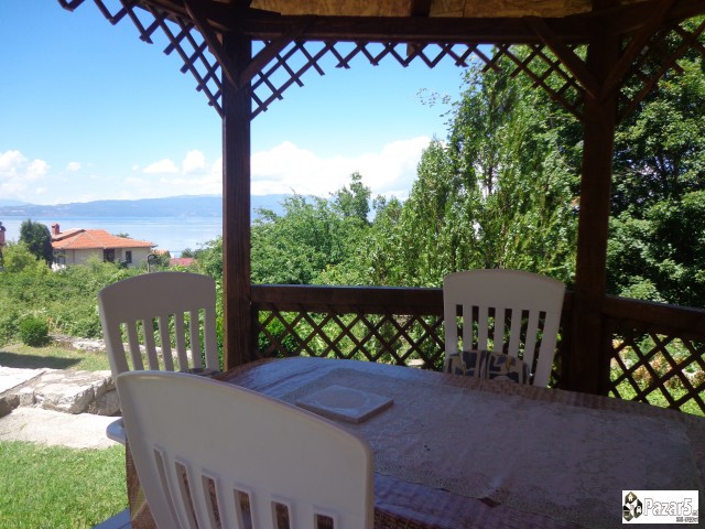 Apartmani I Sobi, Elesec