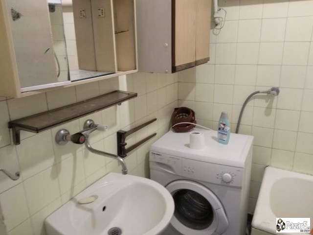 Sifra 1449. Se Izdava Namesten Stan Vo Centar, Bli