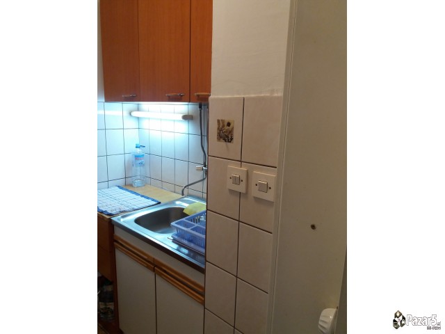 Издавам наместен стан во Н.Лисиче