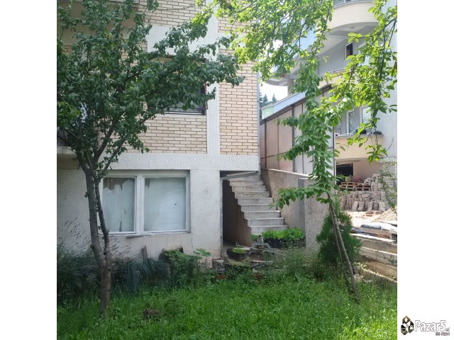 Se Prodava Kuka Super Ponuda