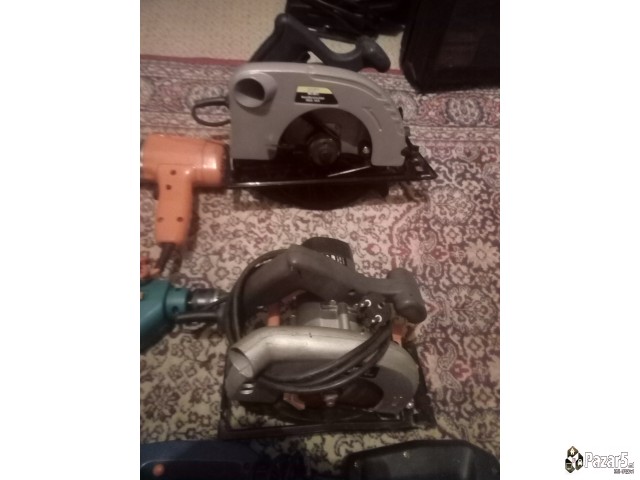 Se Prodava Alat Donesen Od Germanja Telfon Za Info