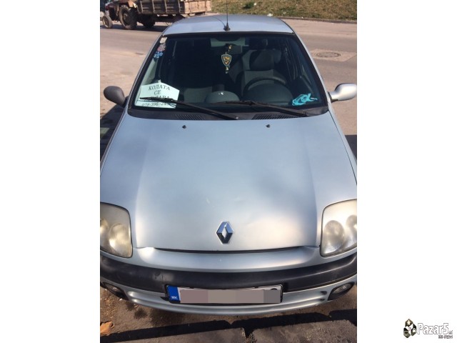 Се продава Renault Clio 2000год. 74kw