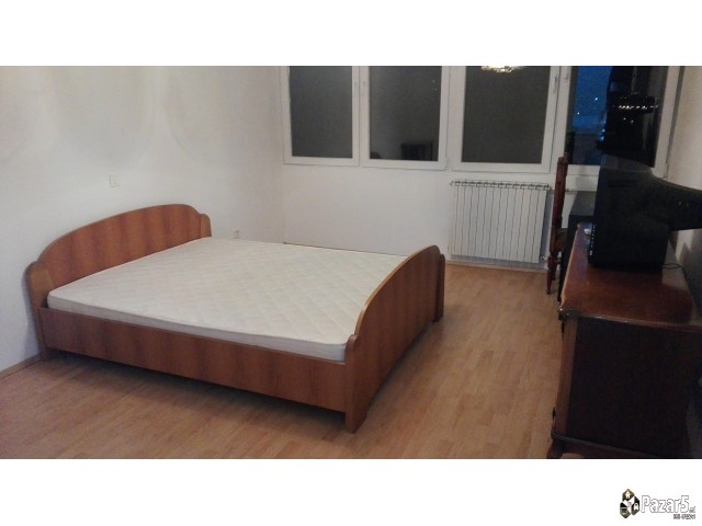 Издавам стан под кирија