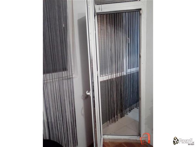 Продавам гарсоњера