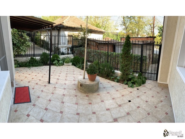 Се издава реновирана куќа во Црниче