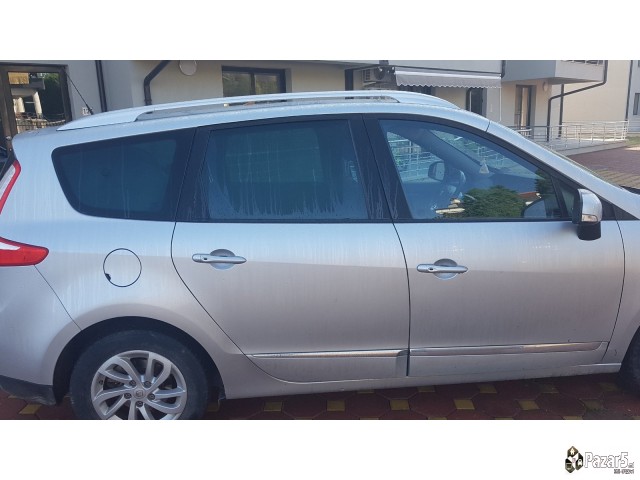 Renault Grand Scenic 2015