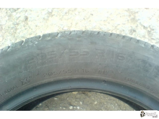Продавам 2 гуми Michelin 205/55 R16