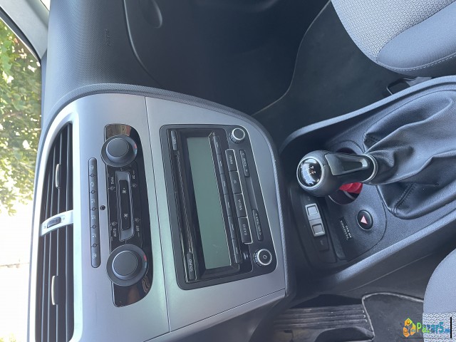 Се продава Seat Leon 1.6 Tdi 2011 година!