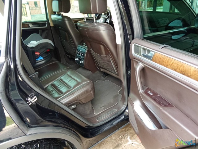 Се продава Vw Touareg 4.2 340hp 2012