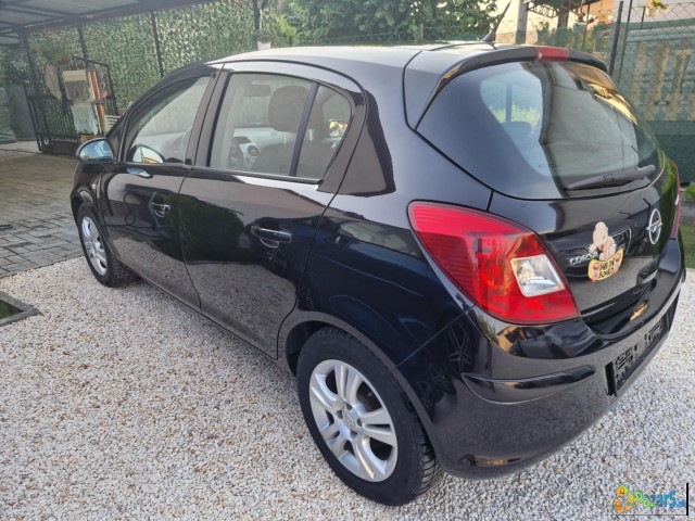 OPEL CORSA D 1.3 CDTI 75KS. 1 BOJA KLIMA 2010G.