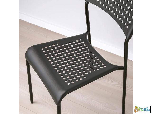 ПРОДАВАМ СТОЛИЦИ 4 ВО КОМПЛЕТ 