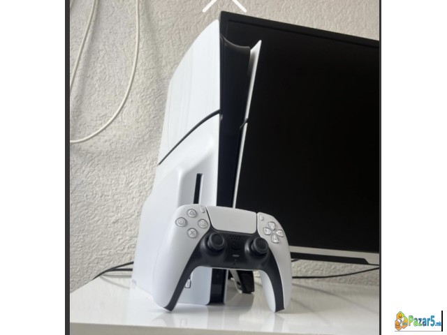 Pradavam Psp5 mnogu socuvan so tri igri