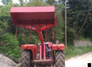 Prodavam Zaden Utovaruvac Za Traktor Korpa Bager Z