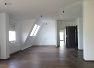 Се продава нов стан од 155m2+45m2 тераси во Порта 