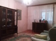 Се продава стан од 79m2 7m2 тераса и подрум од 6m2