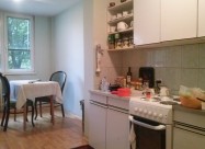 Се продава стан од 79m2 7m2 тераса и подрум од 6m2