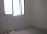 Се продава нов стан од 79m2 во населба Каропш 3