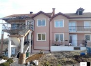 Se Izdava 90m2 Stan Sproti Fabrika Ohis