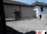 Prodavam I Menuvam Za Stan Kuka I Plac-070376604