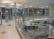 Se Prodava Trgovskiot Centat Coma Mol Struga