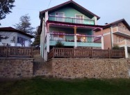 Vila Damjan Berovsko Ezero