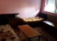 Издавам наместен стан во строг центар