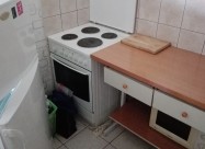Продавам комплет опремен стан