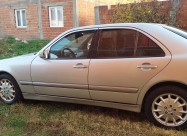 Itno Se Prodava Mercedes E 270 Cdi Redizain 