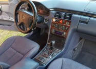Itno Se Prodava Mercedes E 270 Cdi Redizain 