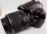 Nikon D5000 + Nikkor 18-55mm Itno !!!