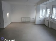 Domik Izdava Deloven Prostor Vo Centar