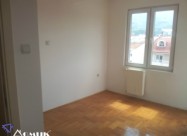 Domik Prodava Nov 3 Soben Stan Vo Debar Maalo