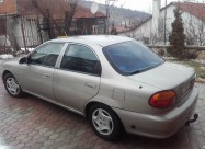 Se Prodava Kia Sefia
