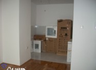 Domik Prodava Nov 3 Soben Stan Vo City Tower