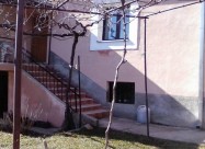Prodavam Kuka Vo Brusnik , Bitola 