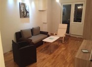 Se Izdava Dvosoben Stan Vo Centar