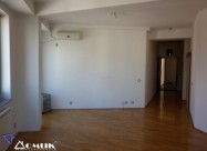 Domik Izdava Ekskluziven Deloven Prostor Vo Centar