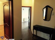 Domik Izdava Deloven Prostor Na Ulica Makedonija