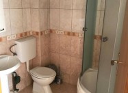 ГАРСОЊЕРА ПОЗАДИ ХОТЕЛ РОЈАЛ ОХРИД