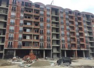 СЕ ПРОДАВААТ СТАНОВИ АЕРОДРОМ