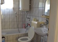 Se Izdava Sprat Od Kuka Vo Ohrid