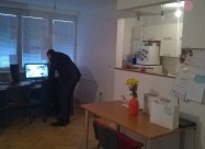 Се изнајмува деловен простор 90м2 во Центар