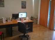 Се изнајмува деловен простор 90м2 во Центар