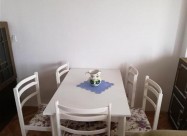 СЕ ИЗДАВА ГАРСОЊЕРА ВО КАРПОШ 4
