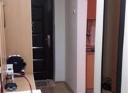 Се продава комплетно реновиран двособен стан