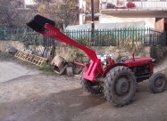 Prodavam Zaden Utovarac- Korpa Za Traktor Za Gubre