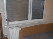 Izdavam Trosoben Stan K.voda