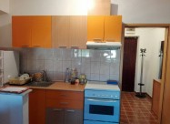 СЕ ИЗДАВА НОВ ДВОСОБЕН СТАН КАЈ НОВА ЖЕЛЕЗНИЧКА